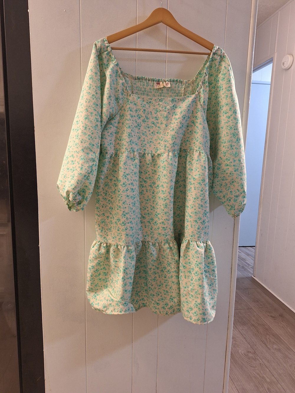 Levi's Mint Green Floral Tiered Dress with Puff Sleeves